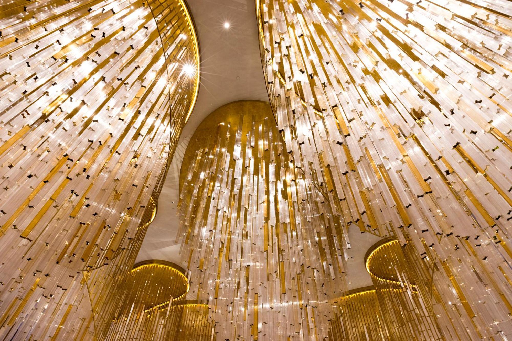 Fontainebleau 라스베이거스 외부 사진 The interior of the new building